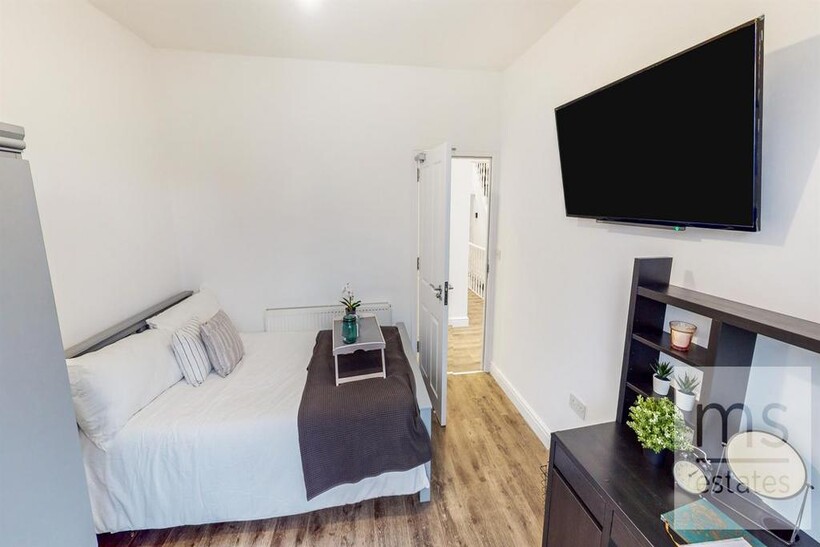 64-Sherwin-Road-08262023 204431.jpg