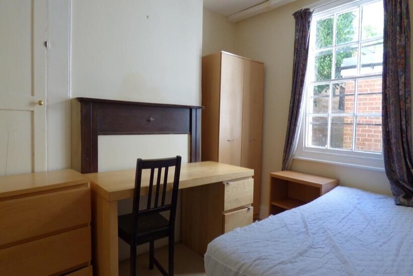 Tyndale Road 5 bed house to rent - £3,895 pcm (£899 pw)