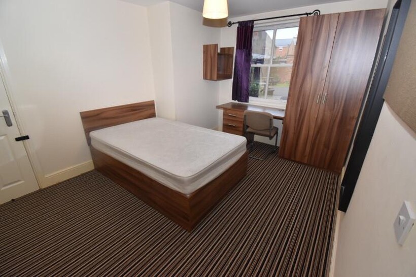 George Street, Leamington Spa 2 bed apartment to rent - £990 pcm (£228 pw)