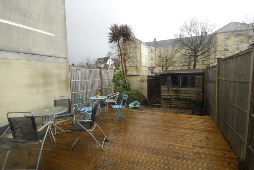 15 Freedom Square 4 bed house share to rent - £2,513 pcm (£580 pw)