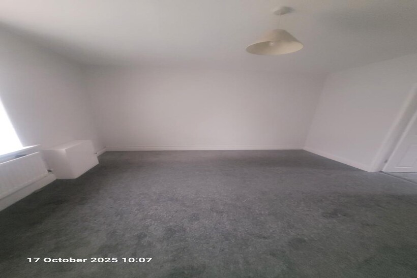 Redworth Road, Shildon DL4 2 bed terraced house to rent - £530 pcm (£122 pw)