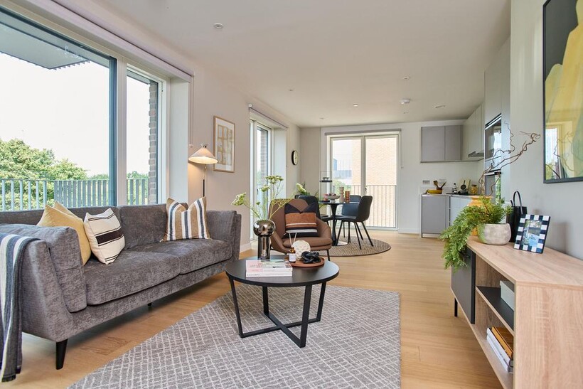 Approach House, Tottenham Hale London... 2 bed apartment to rent - £2,685 pcm (£620 pw)