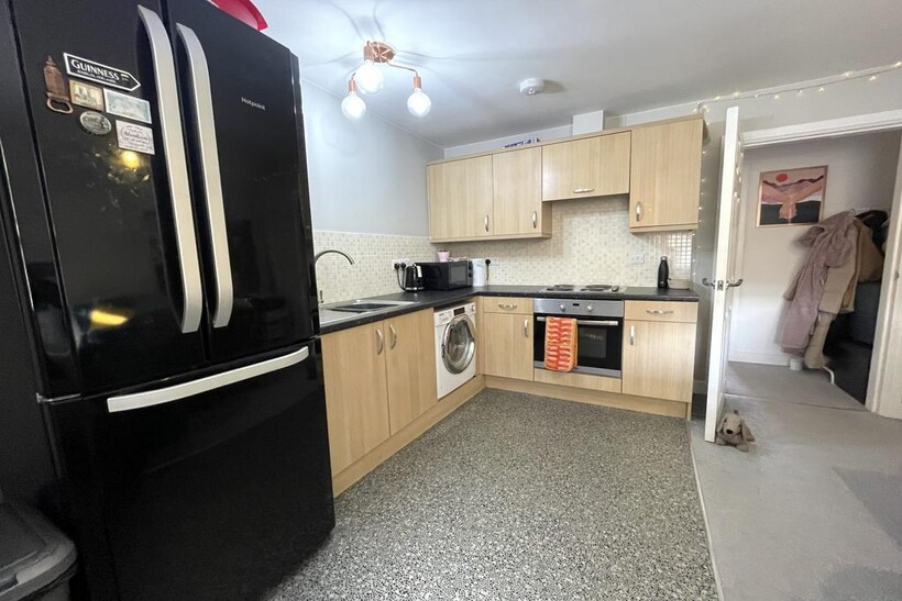 3 Robey Court - Kitchen.jpg