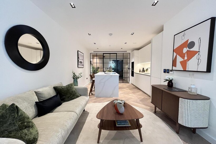 Cluny Mews, London, SW5 1 bed apartment to rent - £3,497 pcm (£807 pw)