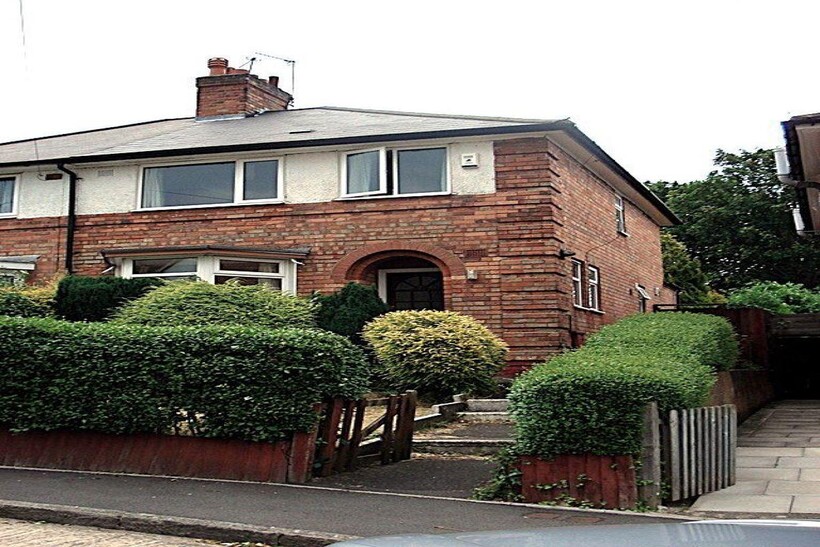 7 Langford Grove, B17 0PL 4 bed house to rent - £1,456 pcm (£336 pw)