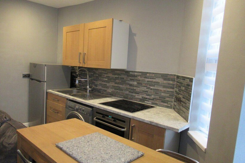 874a Pershore Road, B29 7LS 3 bed flat to rent - £1,560 pcm (£360 pw)