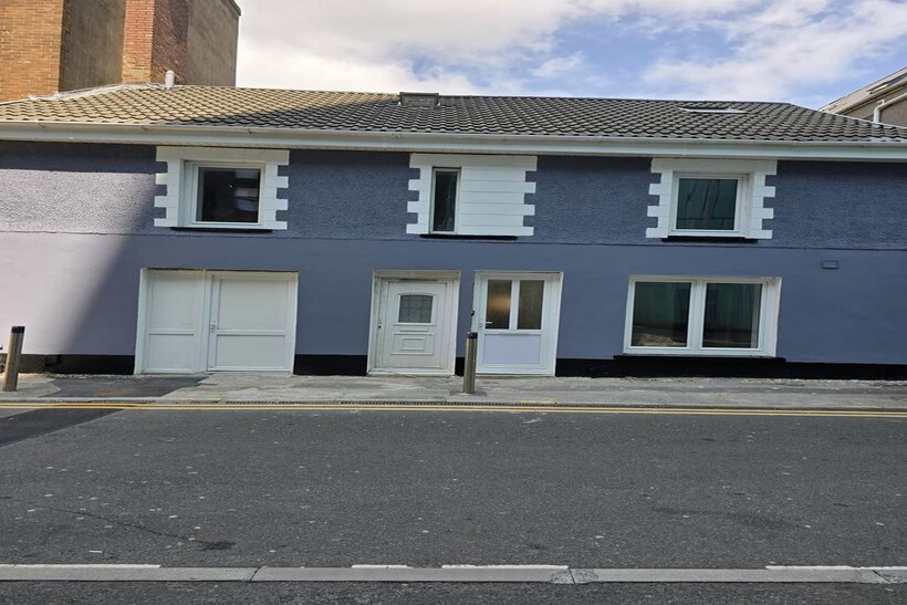 Mariner Street, Swansea SA1 1 bed in a house share to rent - £595 pcm (£137 pw)