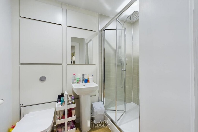 44 John Street, Sunderland, SR1 1 bed property to rent - £758 pcm (£175 pw)