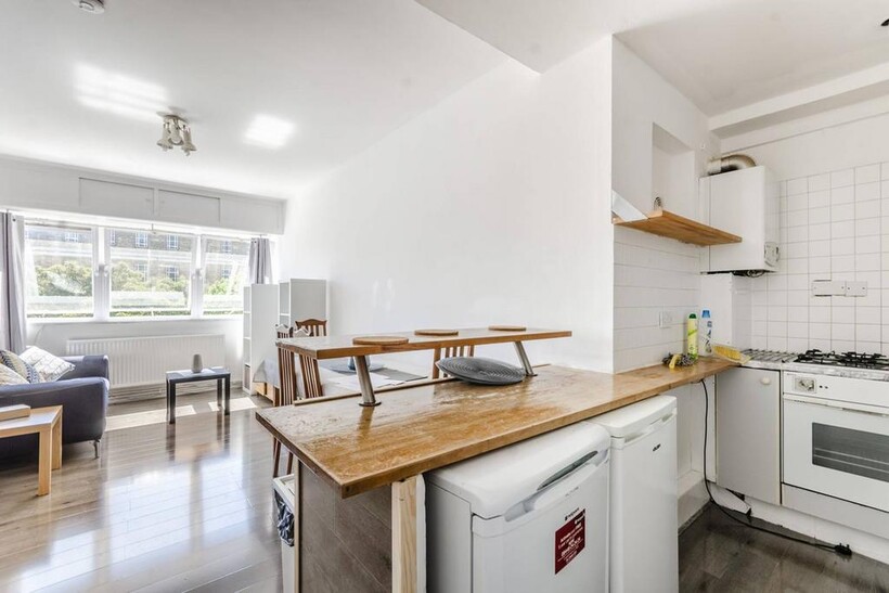 Judd Street, Bloomsbury, London, WC1H 2 bed flat to rent - £2,492 pcm (£575 pw)