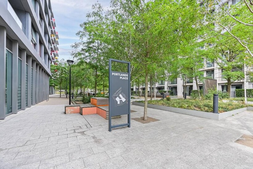 Skylark Point, East Village... 2 bed flat to rent - £3,095 pcm (£714 pw)