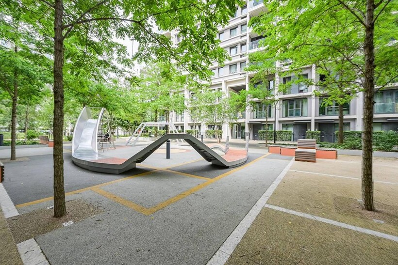 Skylark Point, East Village... 2 bed flat to rent - £3,095 pcm (£714 pw)