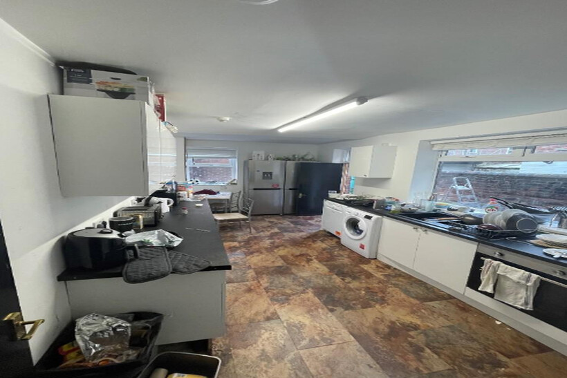 Sunbury Avenue, Newcastle upon Tyne NE2 7 bed terraced house to rent - £5,005 pcm (£1,155 pw)