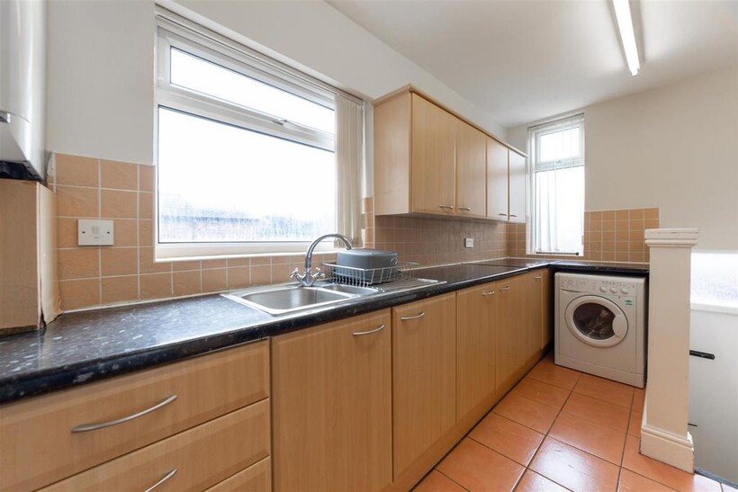 Greystoke Avenue, Sandyford, NE2 5 bed maisonette to rent - £2,125 pcm (£490 pw)