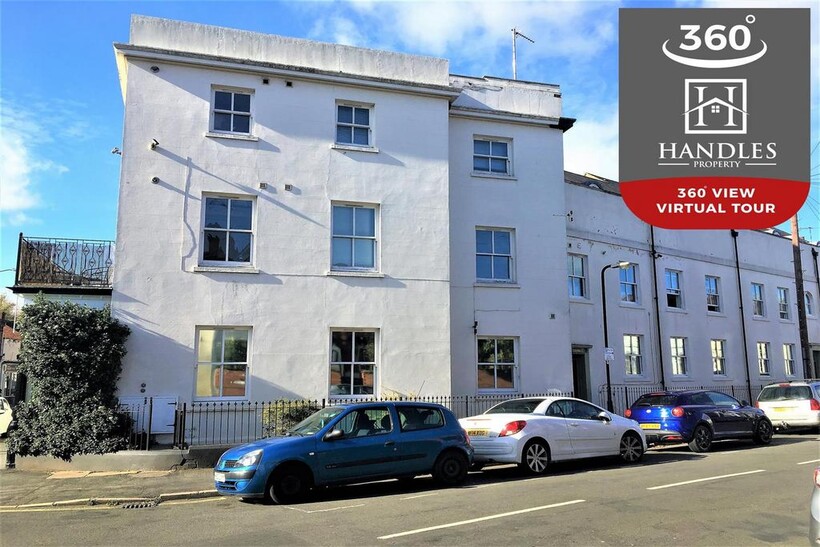 George Street, Leamington Spa 6 bed flat to rent - £3,210 pcm (£741 pw)