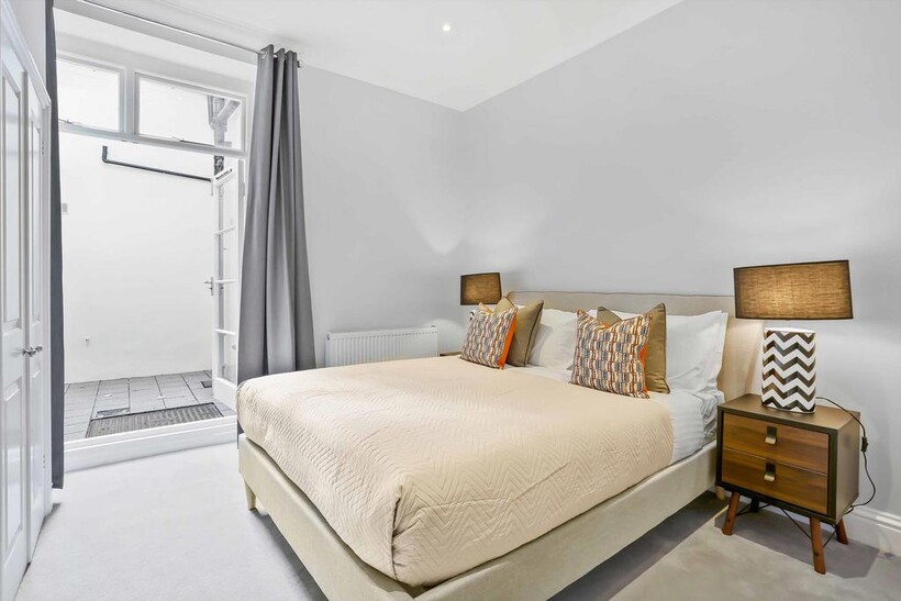 Queen's Gate Terrace, South... 2 bed flat to rent - £3,666 pcm (£846 pw)