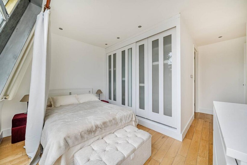 Lexham Gardens, Kensington, London, W8 2 bed flat to rent - £5,850 pcm (£1,350 pw)