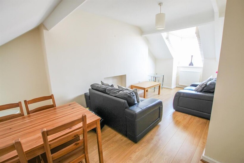 £98pppw - Grosvenor Road, Jesmond 2 bed flat to rent - £849 pcm (£196 pw)