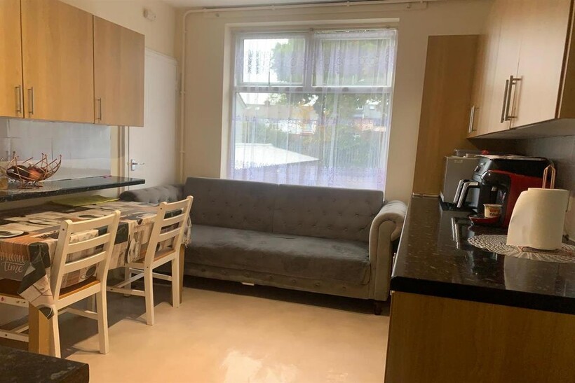 Whats App Image 2025-10-14 at 16.19.18 (2).jpeg