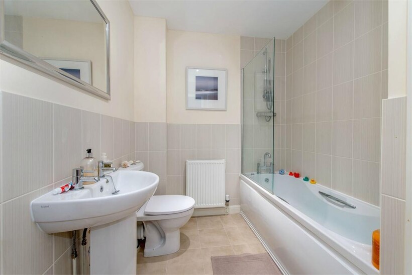 White Willow Gardens, Staplegrove, TA1 4 bed terraced house to rent - £1,695 pcm (£391 pw)