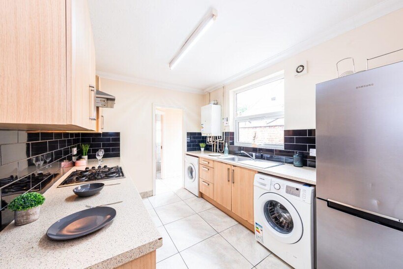 Hazel Street, Leicester LE2 4 bed terraced house to rent - £1,907 pcm (£440 pw)