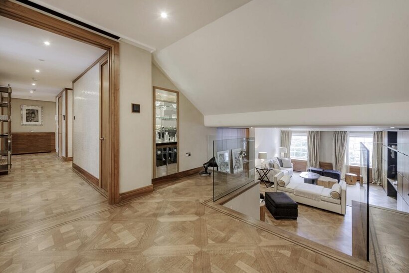 Cadogan Place, Knightsbridge, SW1X 4 bed apartment to rent - £16,683 pcm (£3,850 pw)