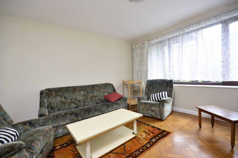Hermitage Lane, Child's Hill, London... 1 bed flat to rent - £1,545 pcm (£357 pw)