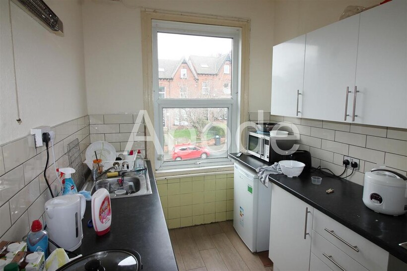 Kelso Road F2, Hyde Park, Leeds 1 bed flat to rent - £789 pcm (£182 pw)