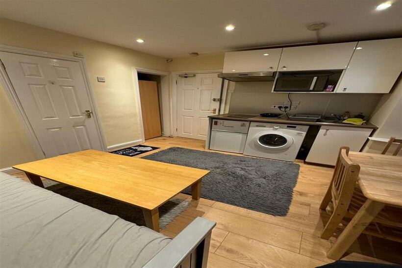 Whats App Image 2024-10-07 at 11.57.39.jpeg