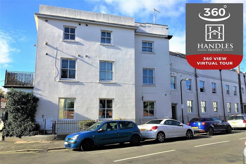 George Street, Leamington Spa 6 bed flat to rent - £2,790 pcm (£644 pw)
