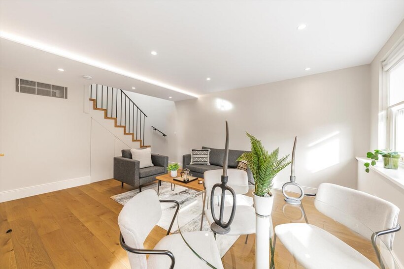 Wigmore Street, London, W1U 1 bed flat to rent - £4,398 pcm (£1,015 pw)
