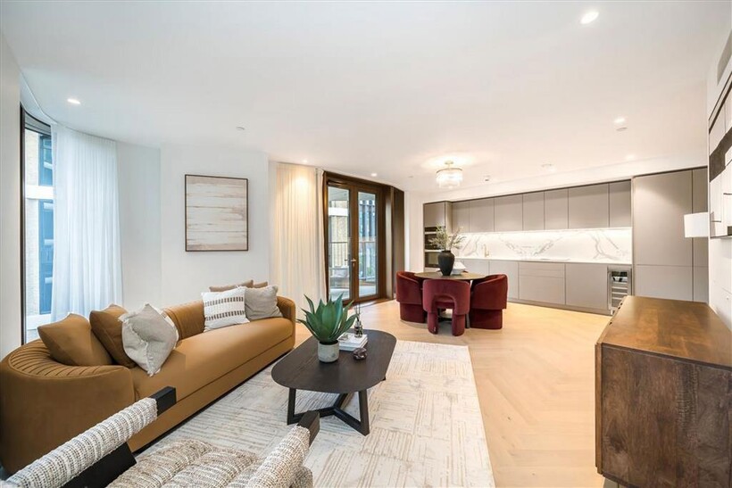 Triptych Place, London SE1 2 bed flat to rent - £6,067 pcm (£1,400 pw)