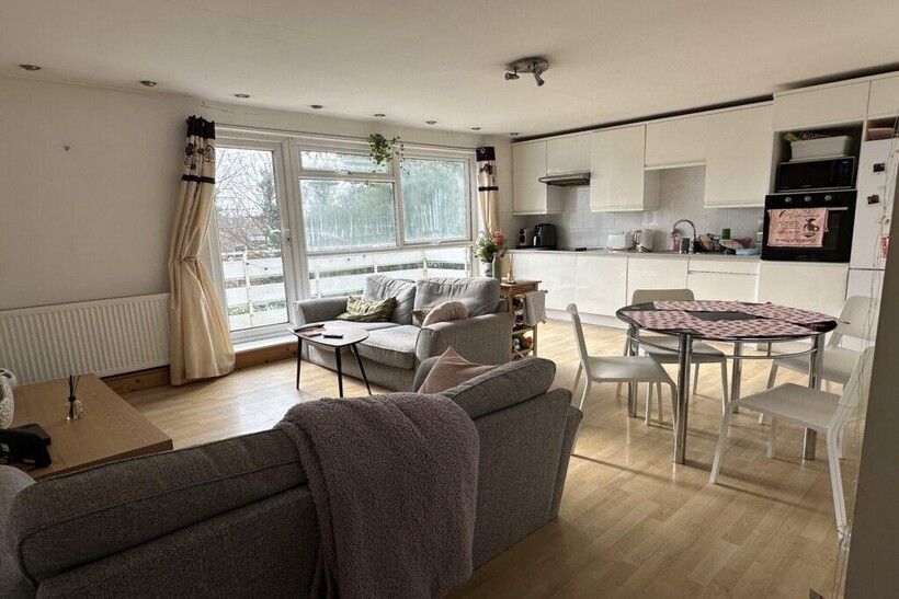 Flat 15, Fallowfield M14 4 bed penthouse to rent - £3,085 pcm (£712 pw)