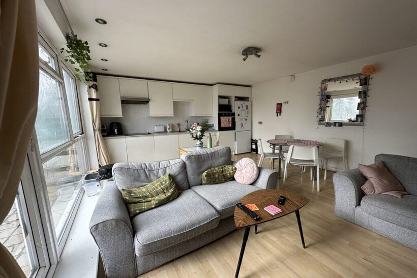 Flat 15, Fallowfield M14 4 bed penthouse to rent - £3,085 pcm (£712 pw)