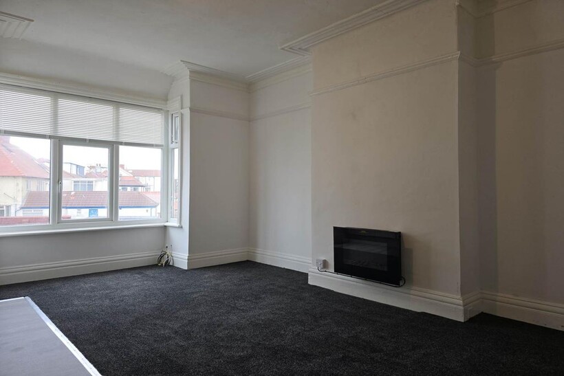 Cavendish Road, Bispham 1 bed flat to rent - £430 pcm (£99 pw)