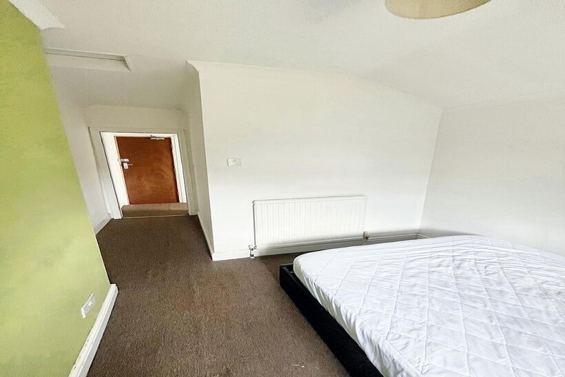 Rock Avenue, Gillingham ME7 1 bed in a house share to rent - £445 pcm (£103 pw)
