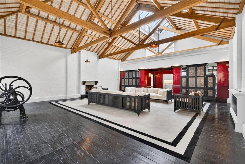 Vine Yard, London SE1 2 bed flat to rent - £2,999 pcm (£692 pw)