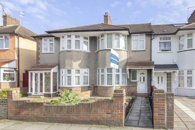 Uxbridge Road, Southall UB1 1 bed house to rent - £849 pcm (£196 pw)