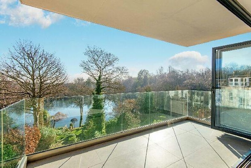 Vale Of Health, Hampstead, NW3 2 bed apartment to rent - £4,800 pcm (£1,108 pw)