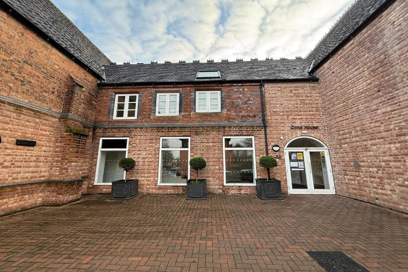 Orme Road, Newcastle-Under-Lyme ST5 1 bed apartment to rent - £606 pcm (£140 pw)