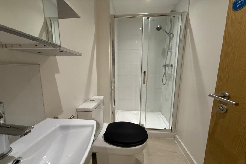 Orme Road, Newcastle-Under-Lyme ST5 1 bed flat to rent - £606 pcm (£140 pw)