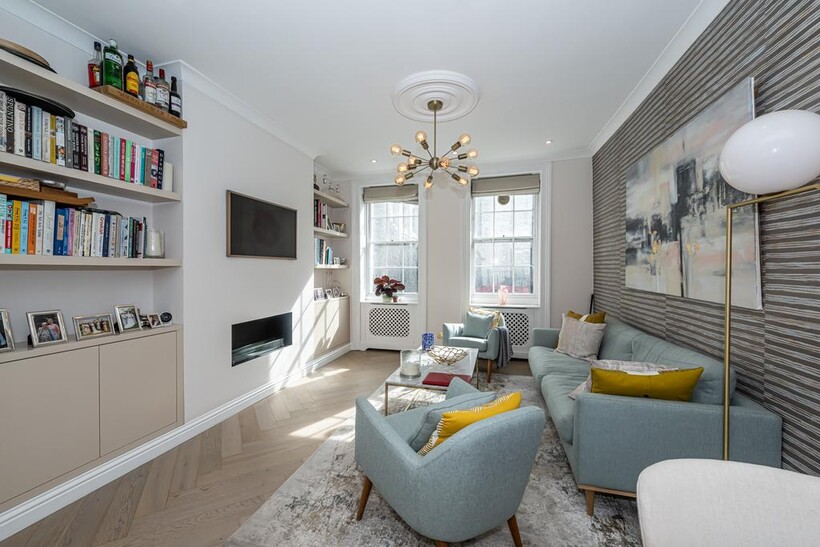 Wyndham Street, London W1H 2 bed flat to rent - £5,612 pcm (£1,295 pw)