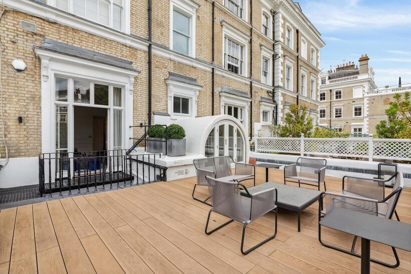 Onslow Gardens, South Kensington... 3 bed flat to rent - £12,783 pcm (£2,950 pw)