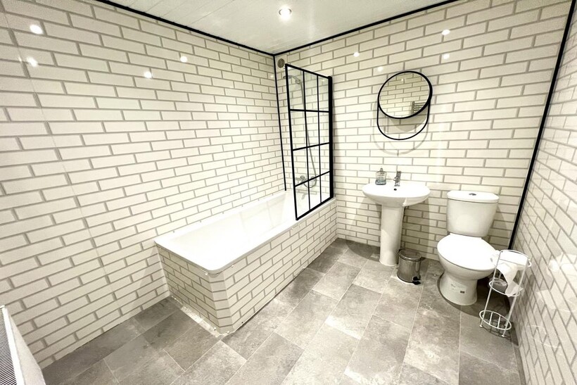 Leicester Street, Leamington Spa CV32 7 bed semi-detached house to rent - £4,375 pcm (£1,010 pw)