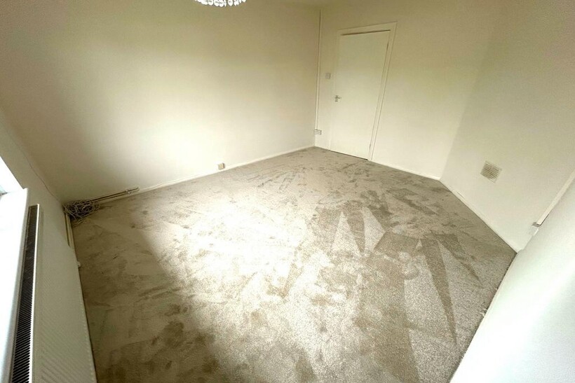 Cross Road 3 bed maisonette to rent - £1,795 pcm (£414 pw)