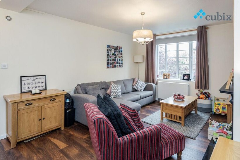 Timbrell Place, London SE16 2 bed maisonette to rent - £2,249 pcm (£519 pw)