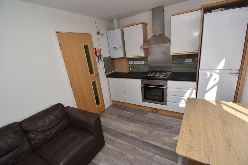 5, 44-48 Bath Street, Leamington Spa 2 bed apartment to rent - £970 pcm (£224 pw)