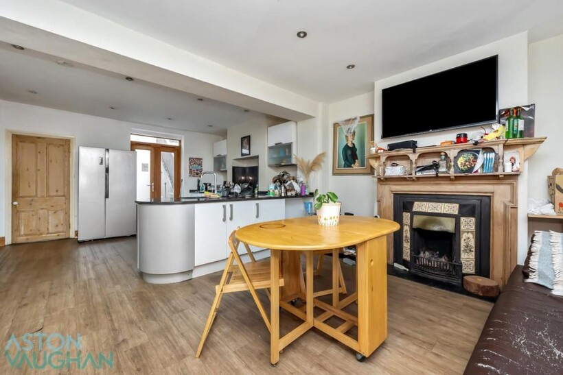 Clifton Hill, Brighton BN1 6 bed terraced house to rent - £4,628 pcm (£1,068 pw)