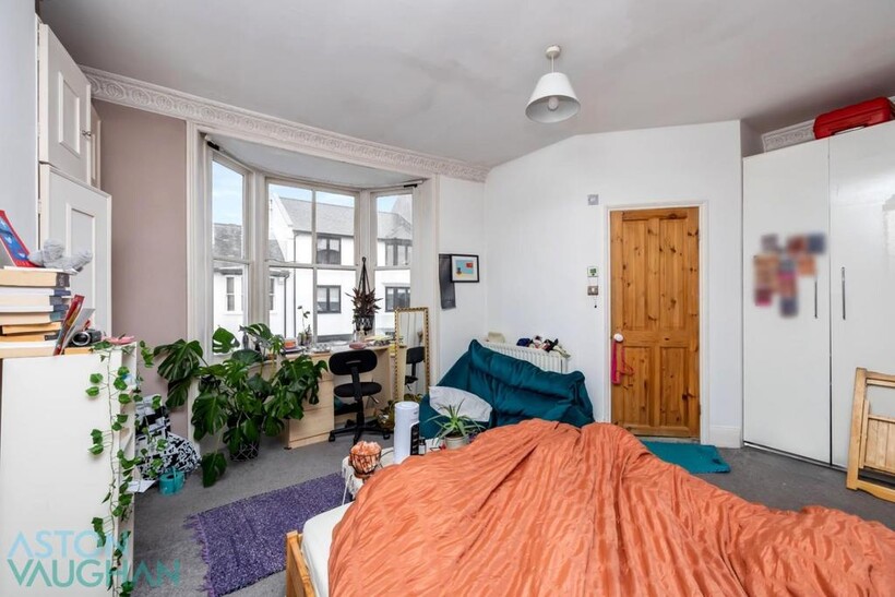Clifton Hill, Brighton BN1 6 bed terraced house to rent - £4,628 pcm (£1,068 pw)