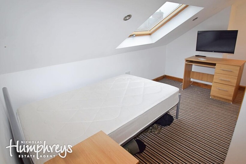 Seaford Street, Stoke-On-Trent ST4 5 bed house share to rent - £281 pcm (£65 pw)