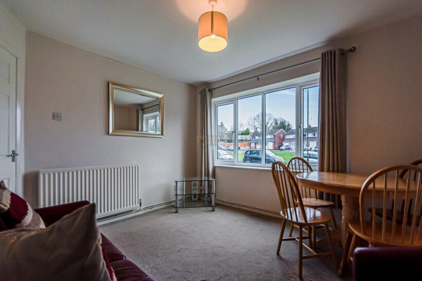 Arosa Drive, Birmingham B17 2 bed flat to rent - £1,292 pcm (£298 pw)